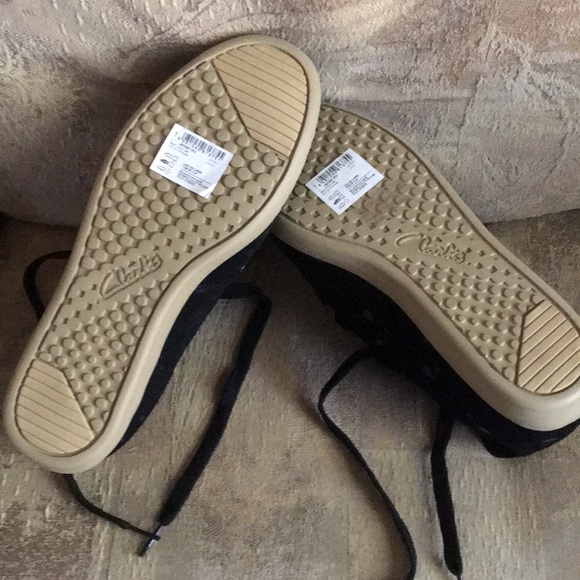 Clarks Sportswear Jamilah Mid Chukka boot - Picture 5 of 8